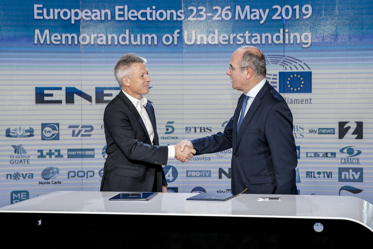 Fotogrāfija 13: Signing of a Memorandum of Understanding between the European Parliament and European News Exchange (ENEX)