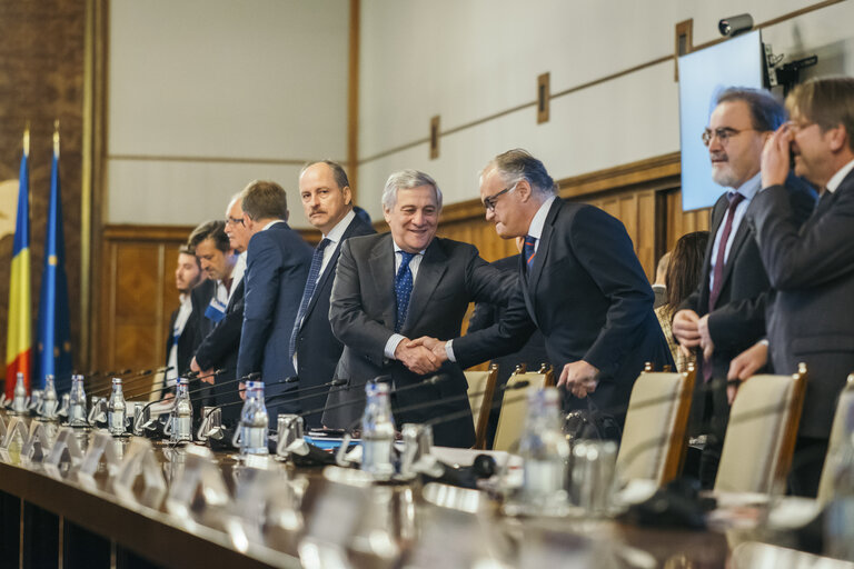 Fotografi 17: Conference of Presidents in Bucharest - Antonio TAJANI, EP President meets with meets with the Romanian government