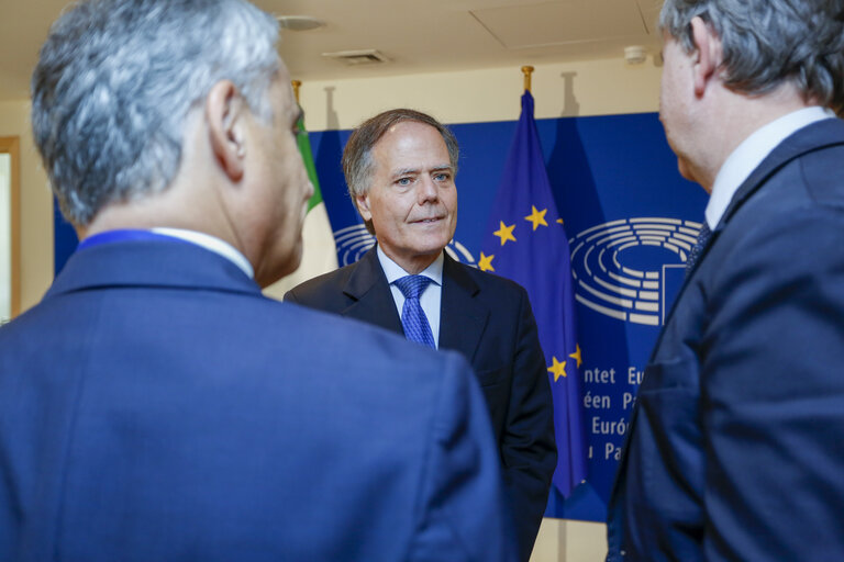 Fotografie 8: Antonio TAJANI - EP President meets with Enzo Moavero MILANESI - Italian Minister of Foreign Affairs