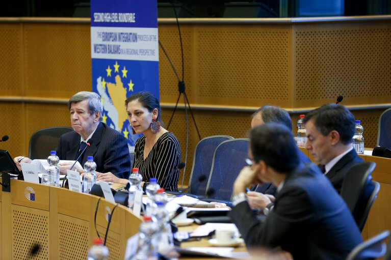 Φωτογραφία 12: High-level roundtable on 'The Integration Process of the Western Balkans in a regional Perspective