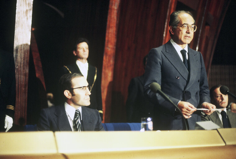 Foto 1: First democratic President of Portugal, EANES, visiting the European Parliament in 1978