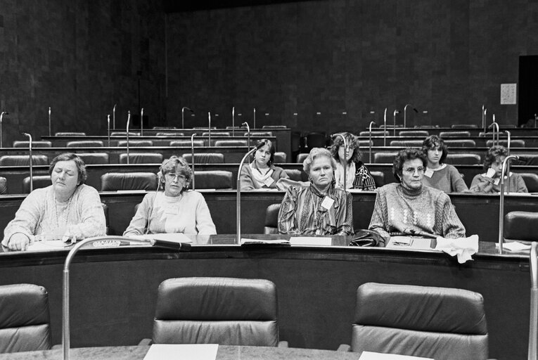 Conference 'Femmes et Cosmos 2000' at the European Parliament in Luxembourg in october 1986