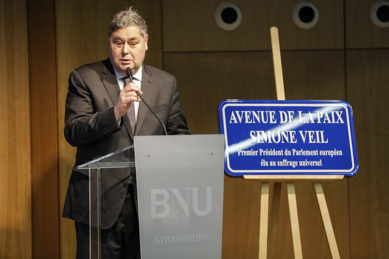 Foto 9: Inauguration of Avenue Simone Veil