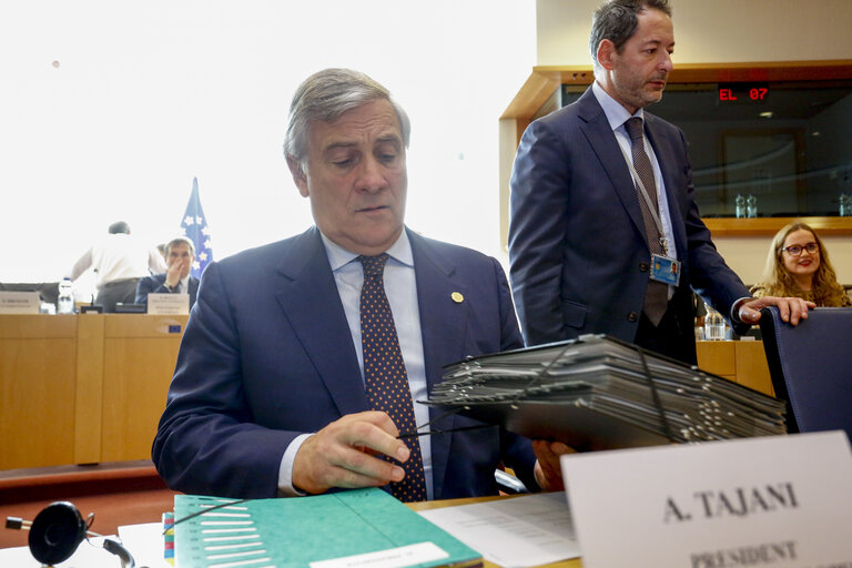 Zdjęcie 12: Conference of Presidents