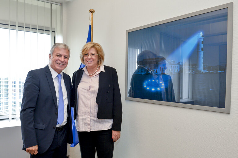 Fotó 3: Lefteris CHRISTOFOROU meets with Corina CRETU, EU Commissioner in charge of Regional Policy