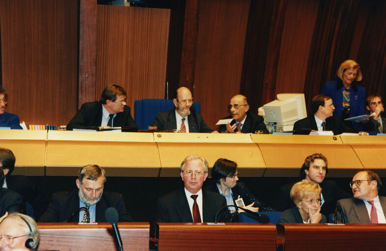 Fotografie 1: EC President in plenary session in Strasbourg.