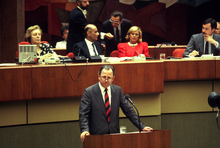 Foto 8: The Prime Minister of Luxembourg in plenary session in Strasbourg.