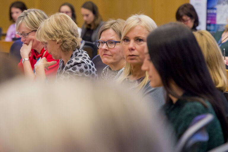 Fotografie 4: Women's European Council (WEUCO)