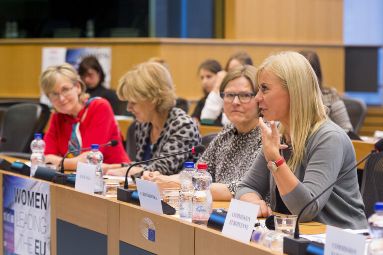 Fotografie 9: Women's European Council (WEUCO)