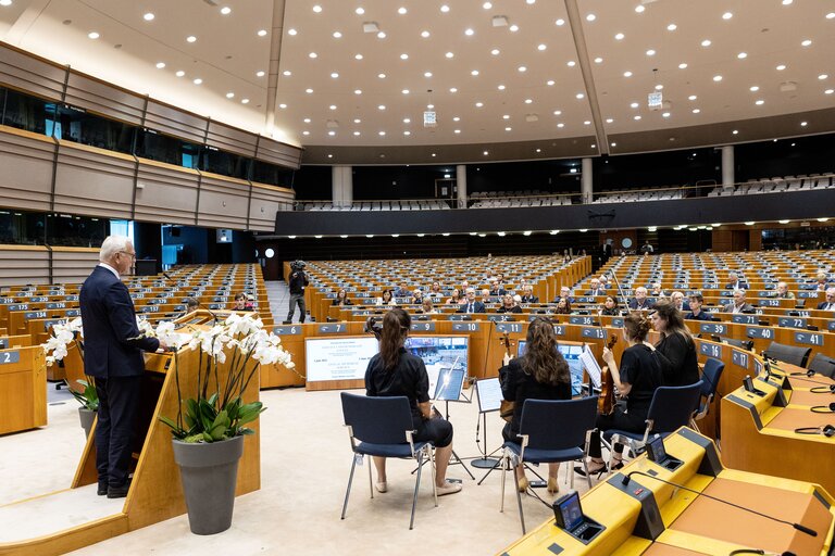 Zdjęcie 24: Memorial Service for deceased Members and Former Members of the European Parliament