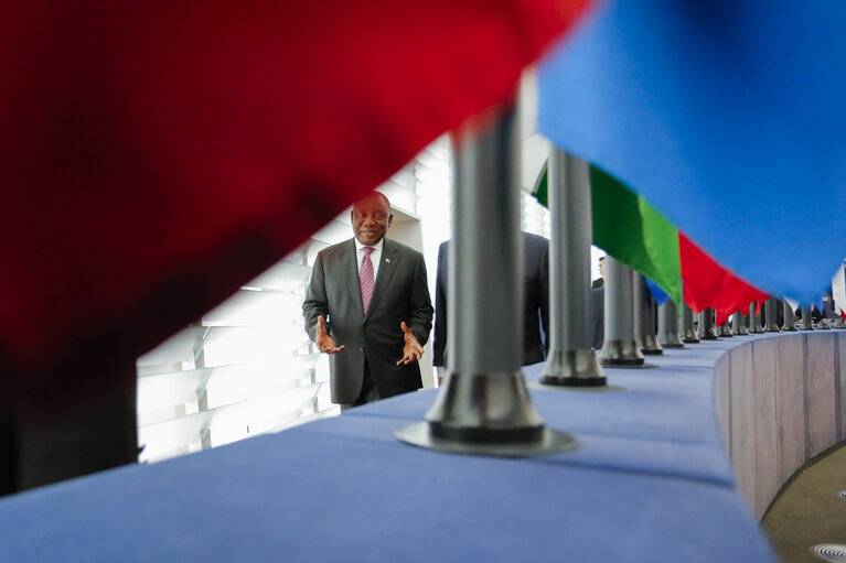 Fotogrāfija 2: Visit of Cyril RAMAPHOSA, President of the Republic of South Africa. Formal sitting