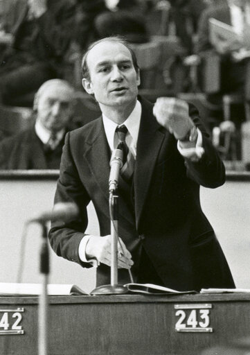 Plenary session in February 1976