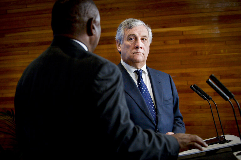 Fotagrafa 5: Press point by EP President Antonio TAJANI and President of South-African Cyril RAMAPHOSA