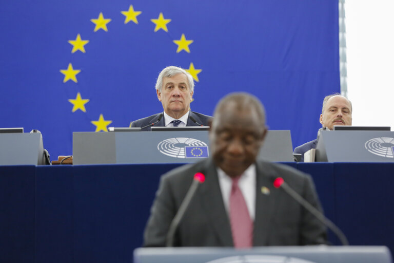 Fotogrāfija 8: Visit of Cyril RAMAPHOSA, President of the Republic of South Africa. Formal sitting