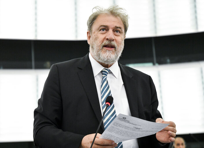 Fotografie 8: EP plenary session - Implementation of the EU-Moldova Association Agreement