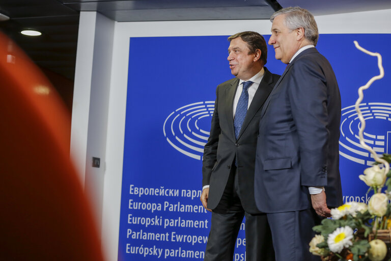 Foto 10: Antonio TAJANI - EP President meets with Luis PLANAS PUCHADES, Spanish Minister of Agriculture, Fisheries and Food