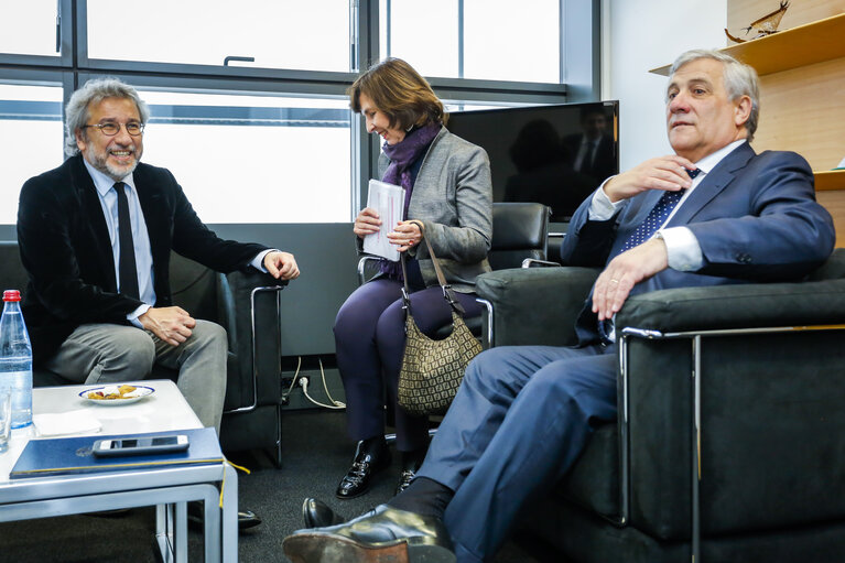 Fotografie 1: Antonio TAJANI, EP President meets with Can DÜNDAR, Turkish journalist