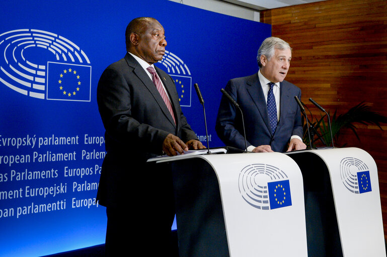 Fotagrafa 8: Press point by EP President Antonio TAJANI and President of South-African Cyril RAMAPHOSA