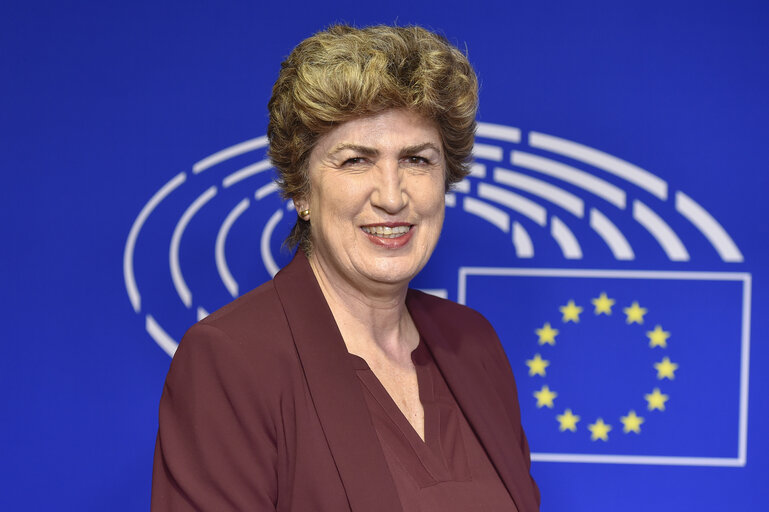 Φωτογραφία 10: Maria RODRIGUES in the EP in Brussels