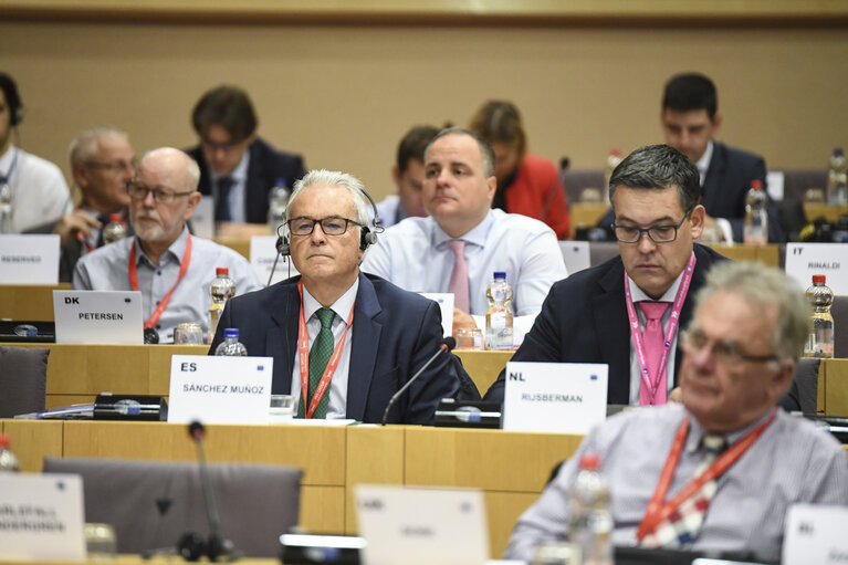 Foto 4: Joint REGI / DEVE committee meeting. Future of Cohesion Policy: discussion on the proposals for the new European Structural and Inbestment Funds