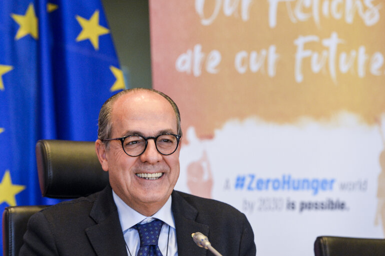 Φωτογραφία 6: Our actions are our future. A #ZeroHunger world by 2030 is possible