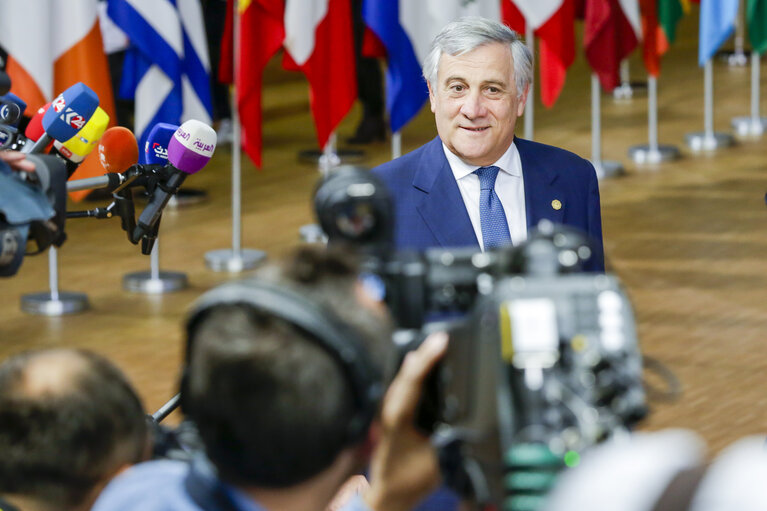 Fotografija 5: European Council 18 October 2018: arrival of Antonio TAJANI, EP President, statement