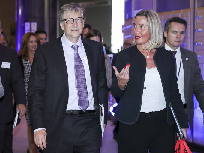 Foto 11: Federica MOGHERINI, High Representative of the Union for Foreign Affairs and Security Policy, meets with Bill GATES