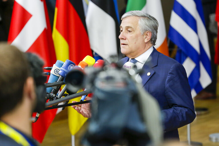 Fotografija 7: European Council 18 October 2018: arrival of Antonio TAJANI, EP President, statement