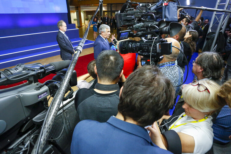 Fotografija 10: European Council 18 October 2018: arrival of Antonio TAJANI, EP President, statement