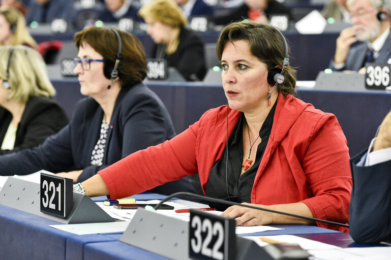 Photo 2 : Ana MIRANDA in the EP in Strasbourg