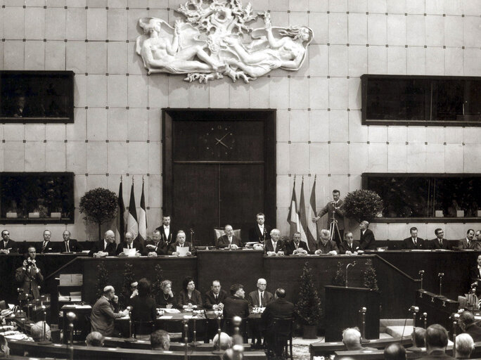 Foto 4: General views from the hemicycle in Strasbourg 1967-70