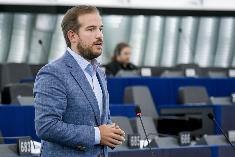 Fotografia 1: EP plenary session- VOTES followed by explanations of votes- Explanation of votes