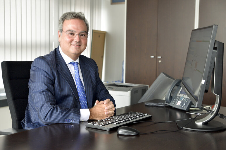 Fotografija 14: Leonardo CERVERA NAVAS, director of EDPS