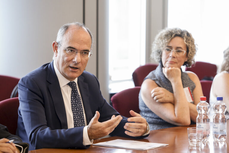 Foto 8: Visit of a delegation of the Spanish Parliament to the EP