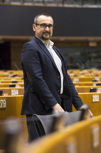 Photo 6 : Pavel POC in the EP in Brussels