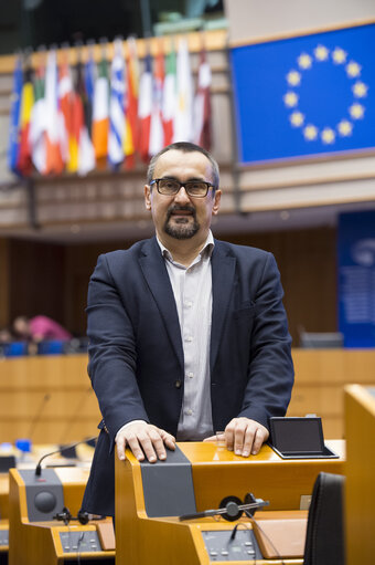 Photo 3 : Pavel POC in the EP in Brussels