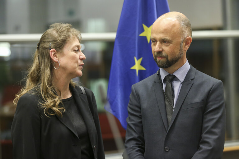 EPRS Debate  Federalism in Canada