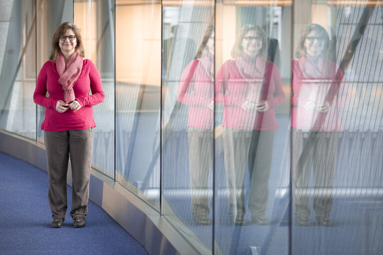 Foto 10: MEP Paloma LOPEZ BERMEJO at the European Parliament in Brussels