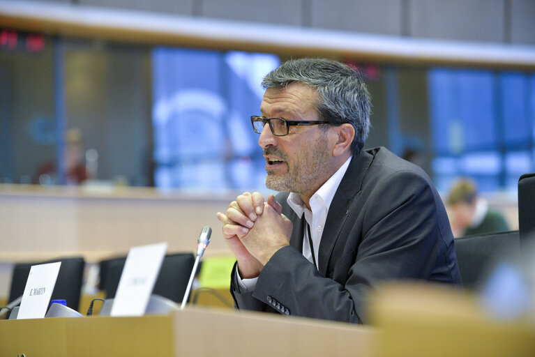 Foto 4: EYE hearing in ITRE Committee meeting