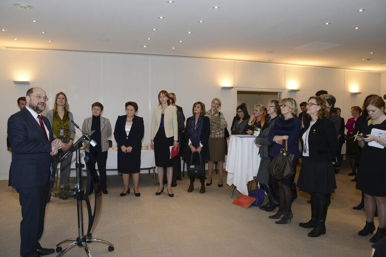 Fotografi 14: Women in Leadership : lesson from Latvia