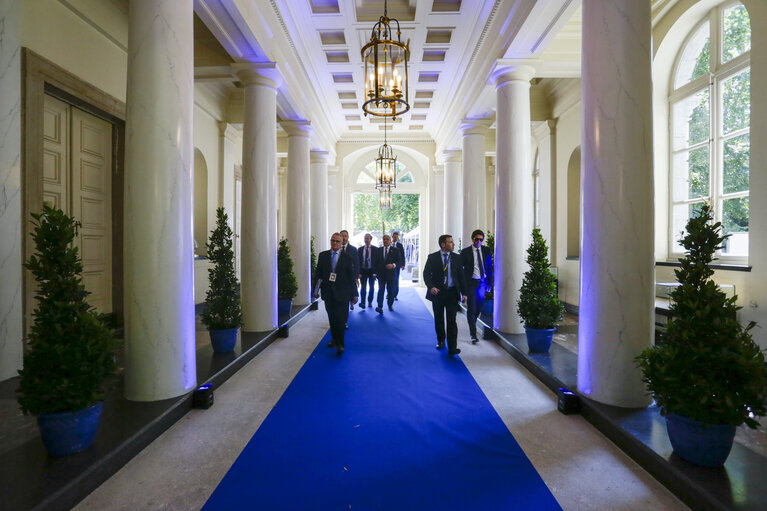 Foto 1: EPP leaders meet ahead of the European Summit