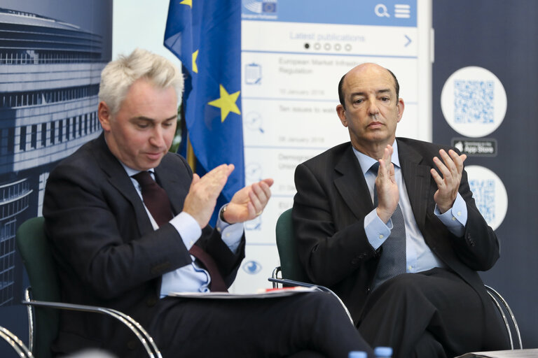 Fotografie 2: Debate on ' Espionage in Europe throughout the ages '