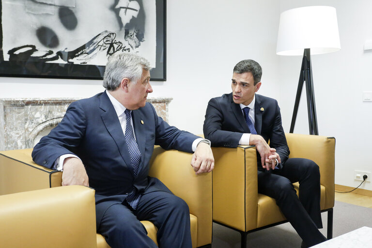 Foto 4: European Council - Antonio TAJANI - EP President meets with Pedro SANCHEZ - Spanish Prime Minister