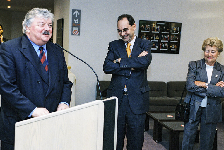 Photo 2 : Exhibition on 50 years of the European Parliament