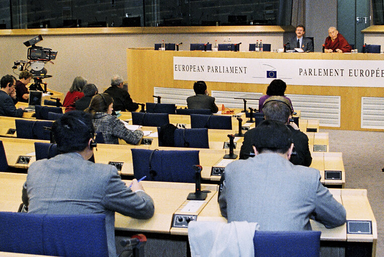 Press conference on the Tibet Intergroup