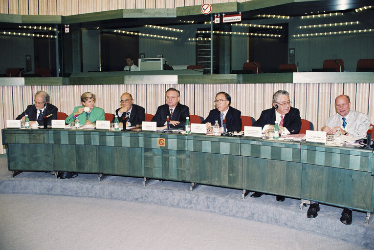 Photo 2: Meeting on Budgetary Controle