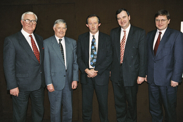 Fotografia 2: MEPs James (Jim) FITZSIMONS and Liam HYLAND at the European Parliament in Strasbourg