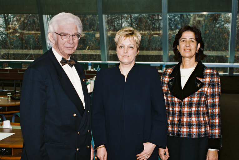 MEPs Willy de CLERCQ, Annemie NEYTS UYTTEBROECK and Marie Paule KESTELIJN SIERENS