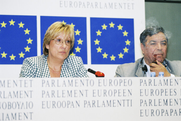 Fotó 5: Press conference following a meeting with a delegation of the People's National Assembly of Algeria