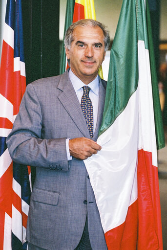 Suriet 3: Portrait of MEP Giacomo SANTINI in Strasbourg